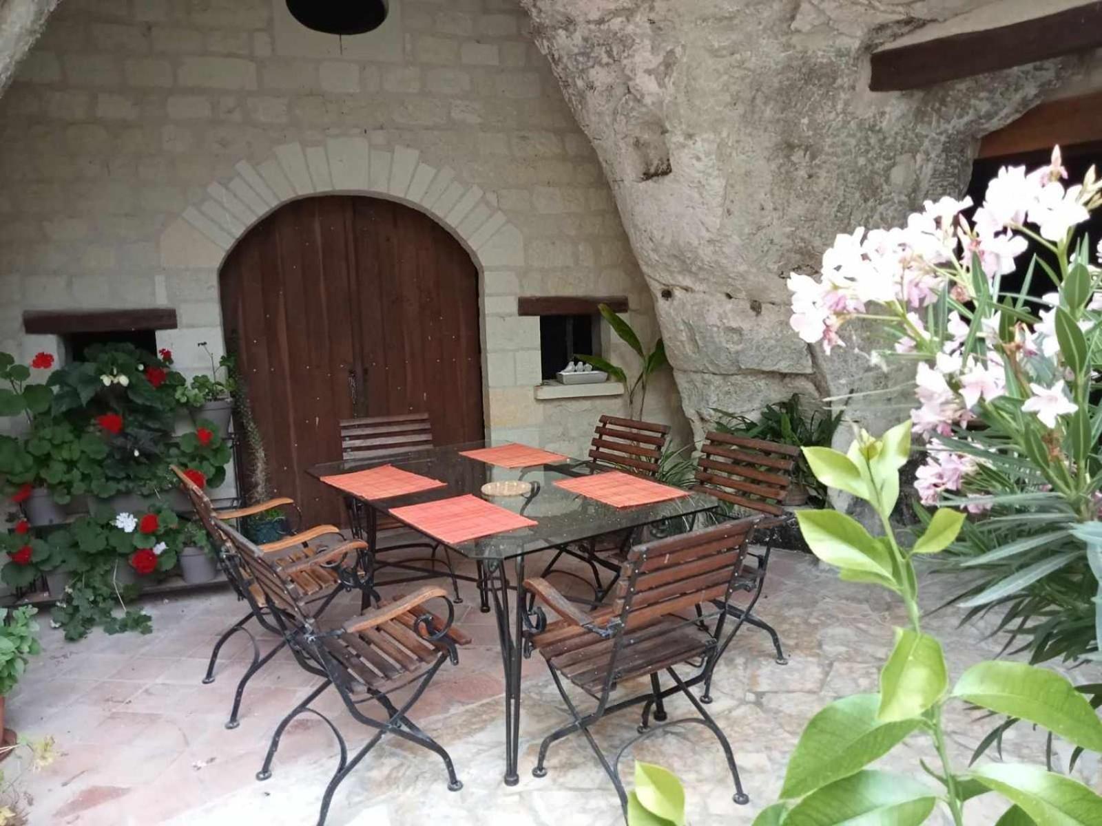 Esprit Troglo Villa Beaumont-en-Veron Luaran gambar
